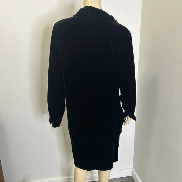 Black Velour 2 Pc Outfit Skirt Button Down Velvet Sz M Goth Vamp Fairy Suit Top - Picture 4 of 6